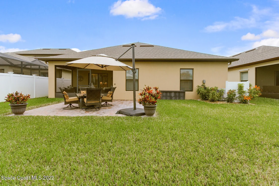 Photo of 932 Peta Way