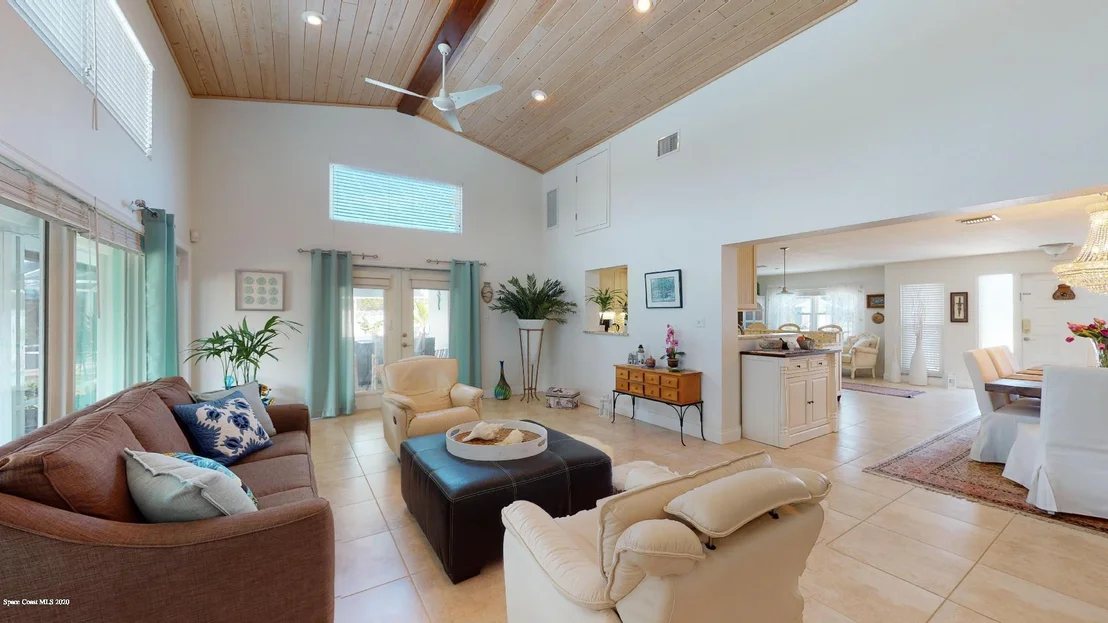 Photo of 448 Sparrow Drive