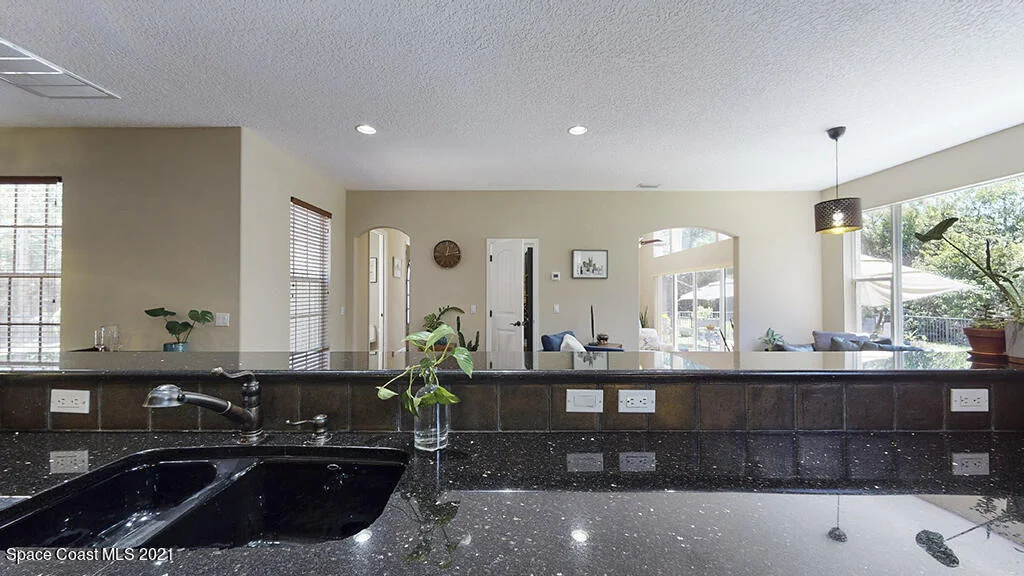 Photo of 5545 Willoughby Drive