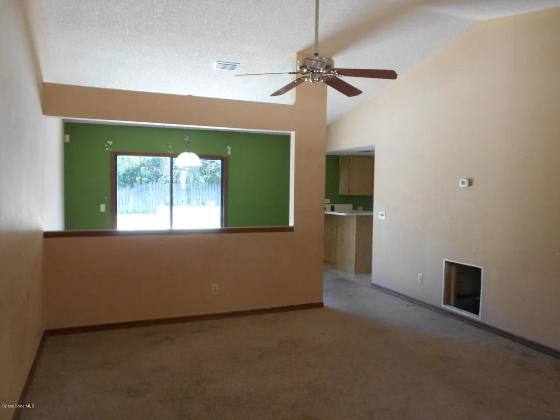Photo of 1663 Painter Street SE