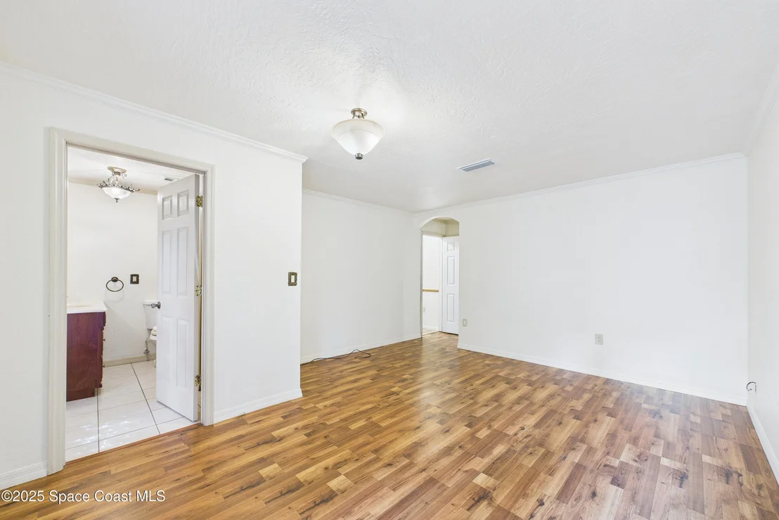 Photo of 3583 James Road