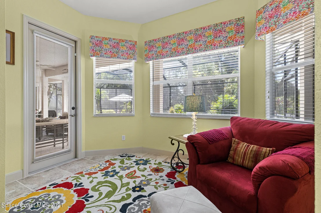 Photo of 170 Ridgemont Circle SE