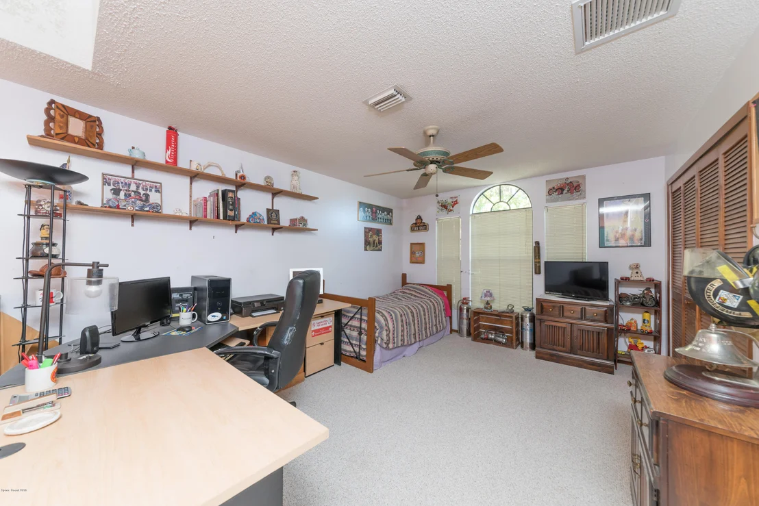 Photo of 933 Yorktowne Drive