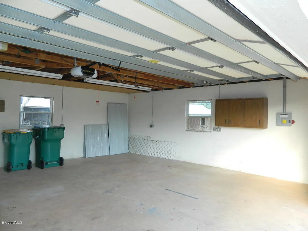 Photo of 2830 Kensington Road