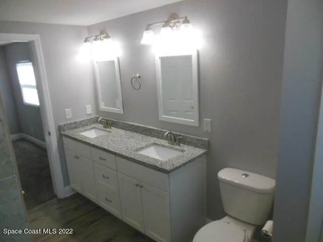 Photo of 335 Maplewood Boulevard
