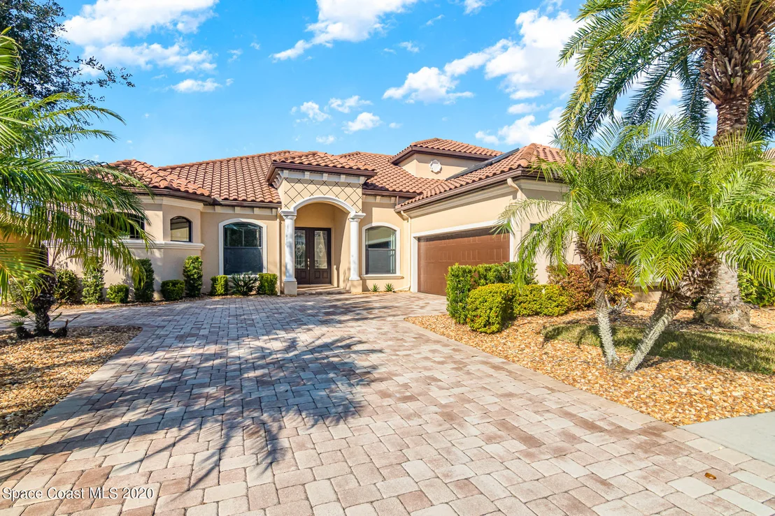 Photo of 1472 Tralee Bay Avenue
