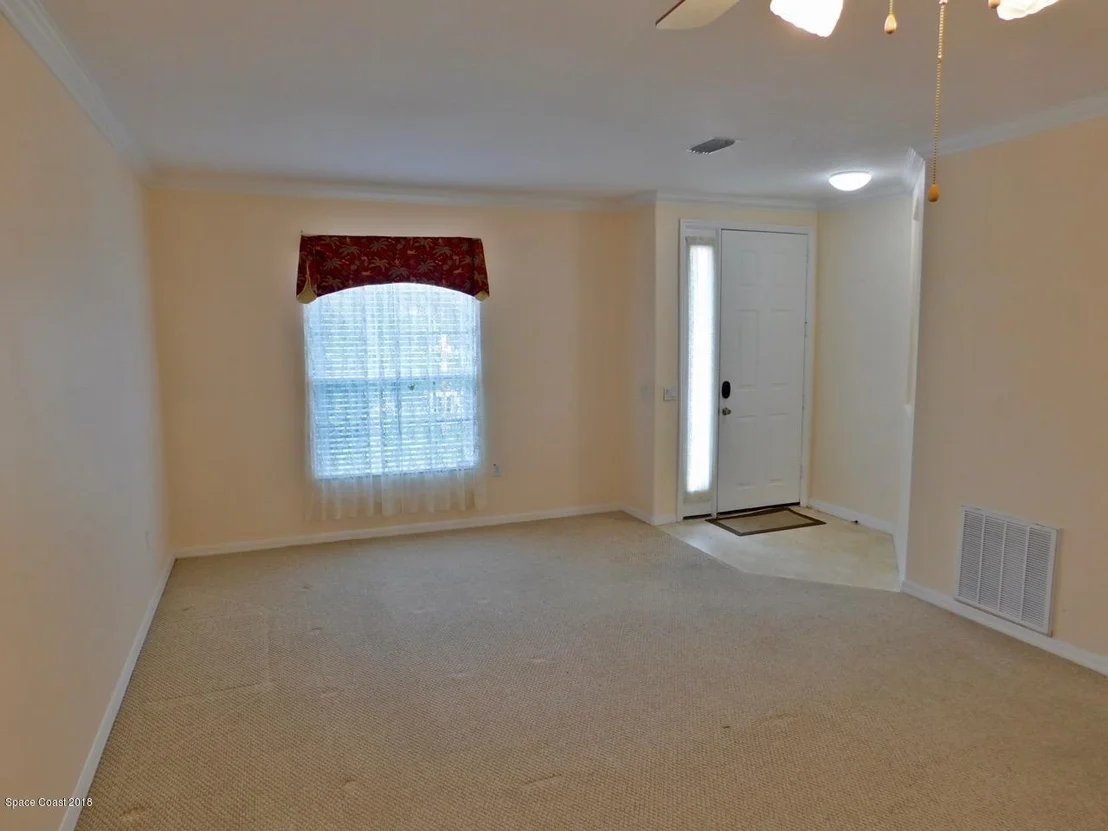 Photo of 225 Sedgewood Circle