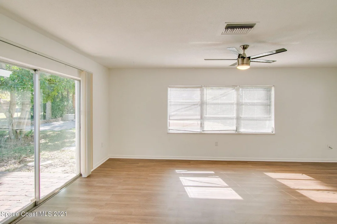 Photo of 37 Littlejohn Lane