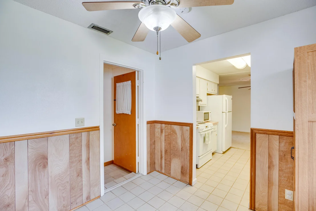 Photo of 1027 Green Road