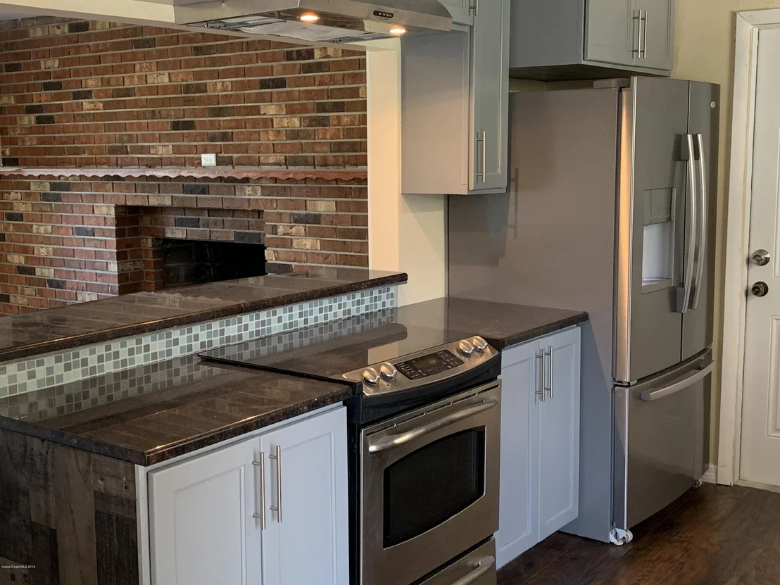 Photo of 370 Maple Place