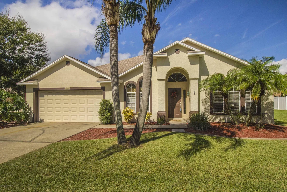 Photo of 1041 Pelican Lane