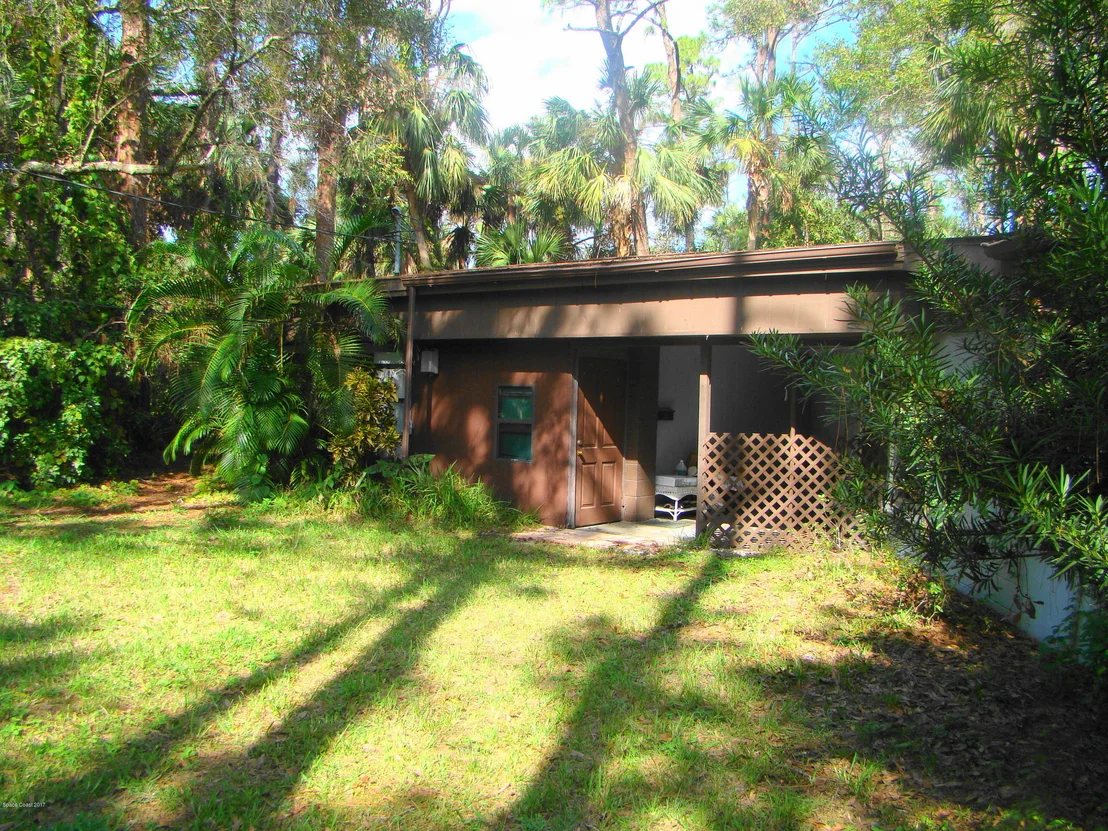Photo of 5730 Crane Road