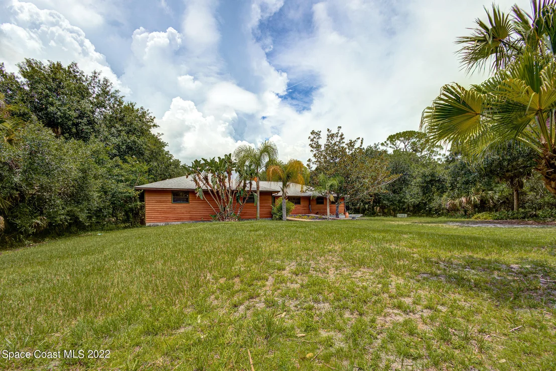Photo of 3790 Fenner Road