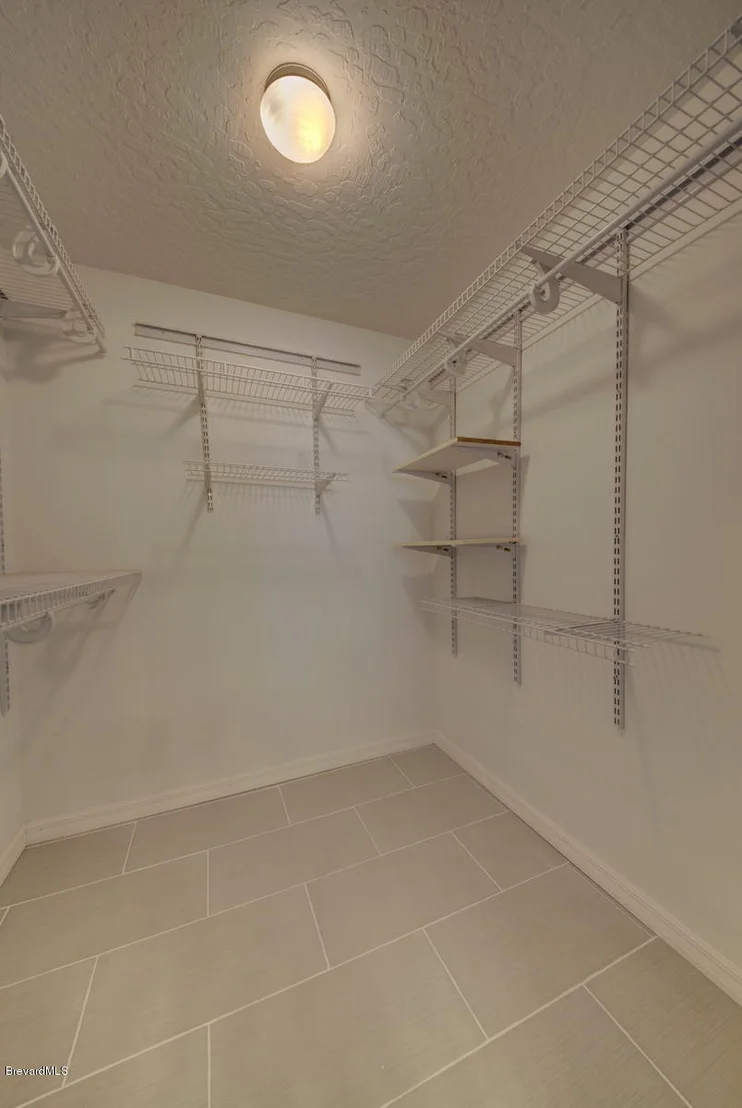 Photo of 2084 Lionel Drive