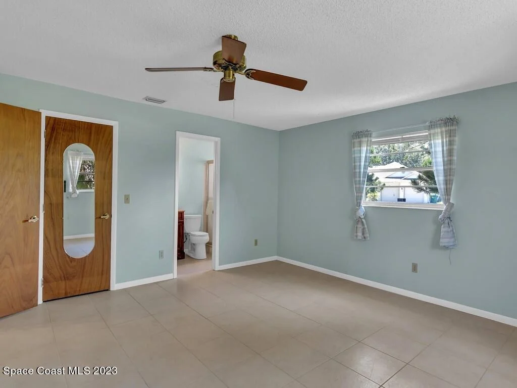 Photo of 898 Bermuda Avenue