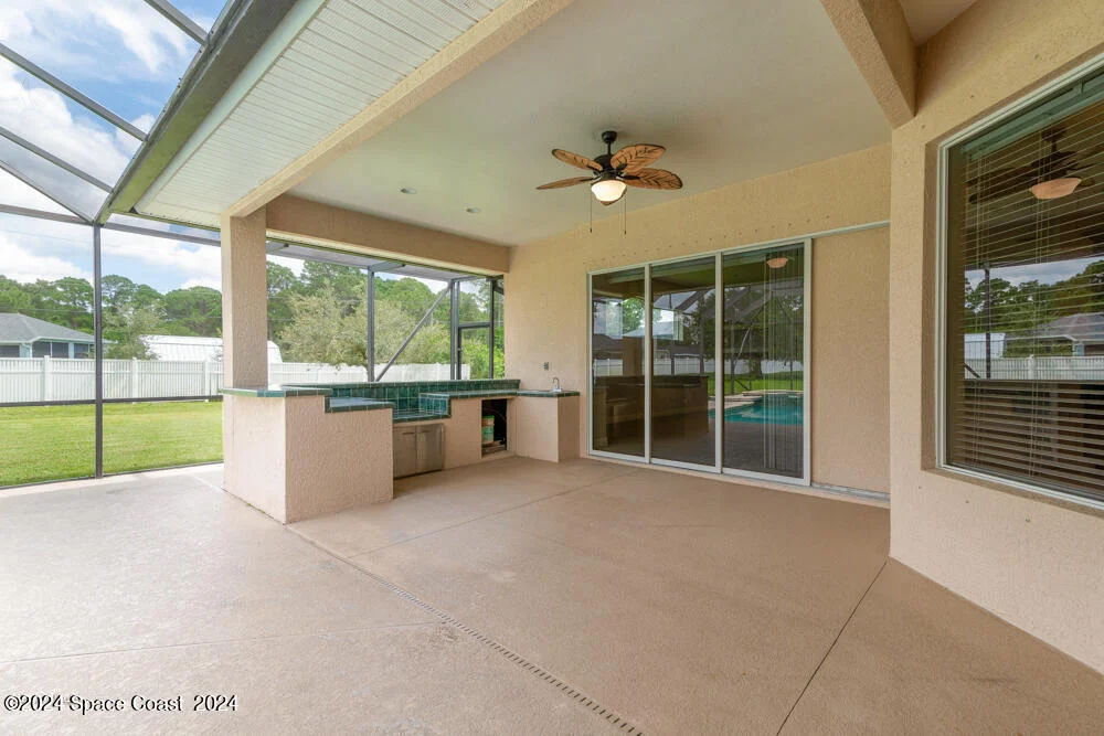 Photo of 2131 Windbrook Drive SE