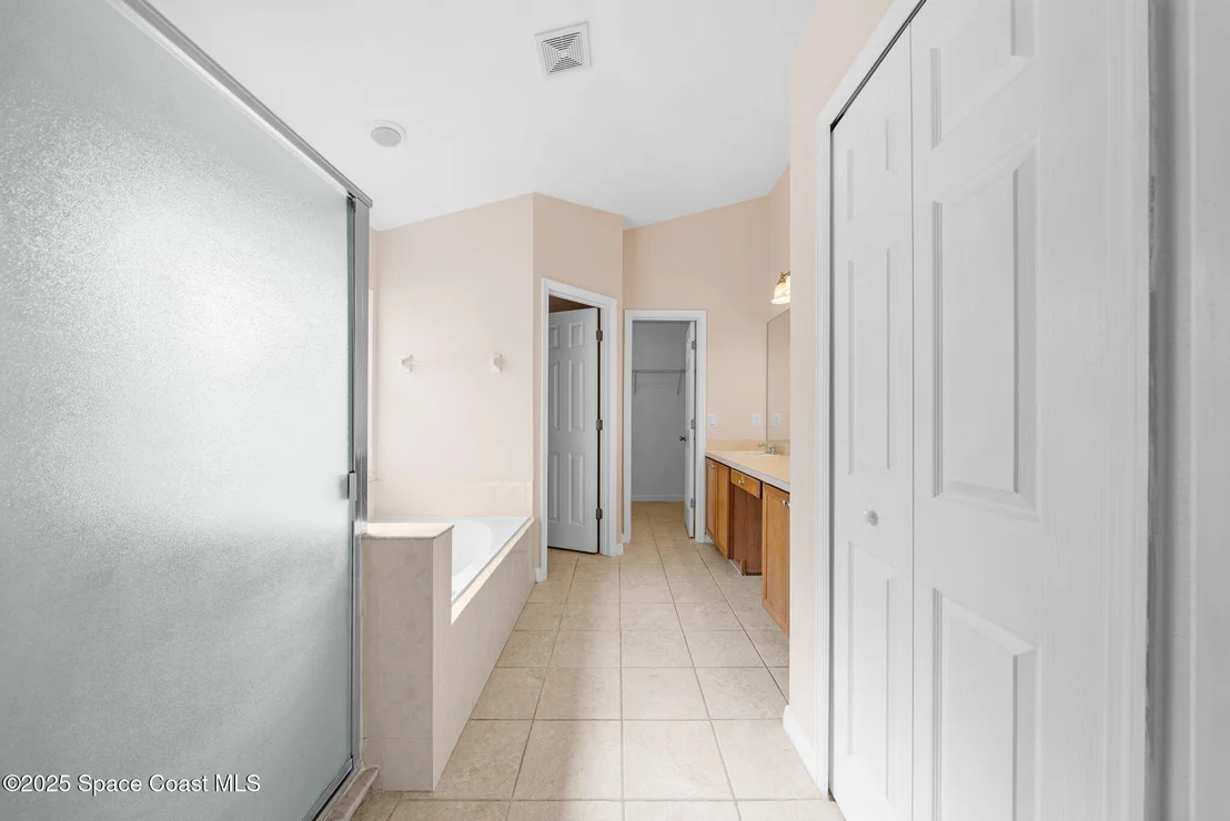 Photo of 574 Sedgewood Circle