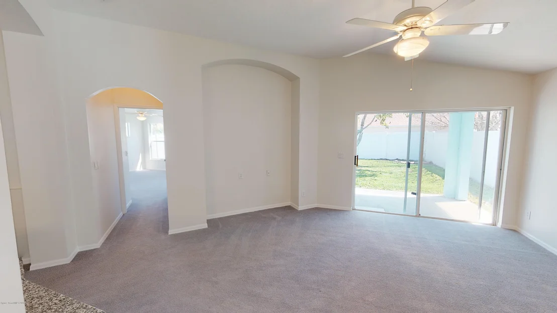 Photo of 891 Shaw Circle