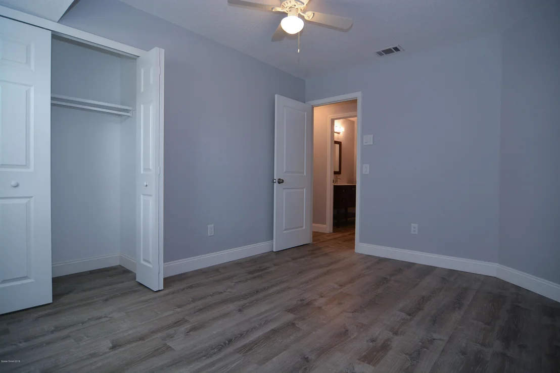 Photo of 1211 Bard Lane NE