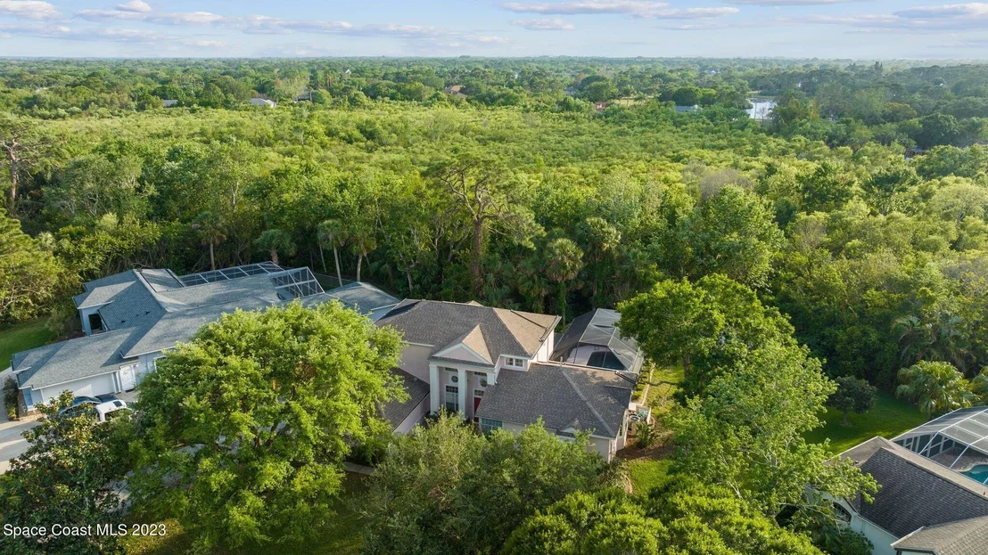 Photo of 4380 Canard Road