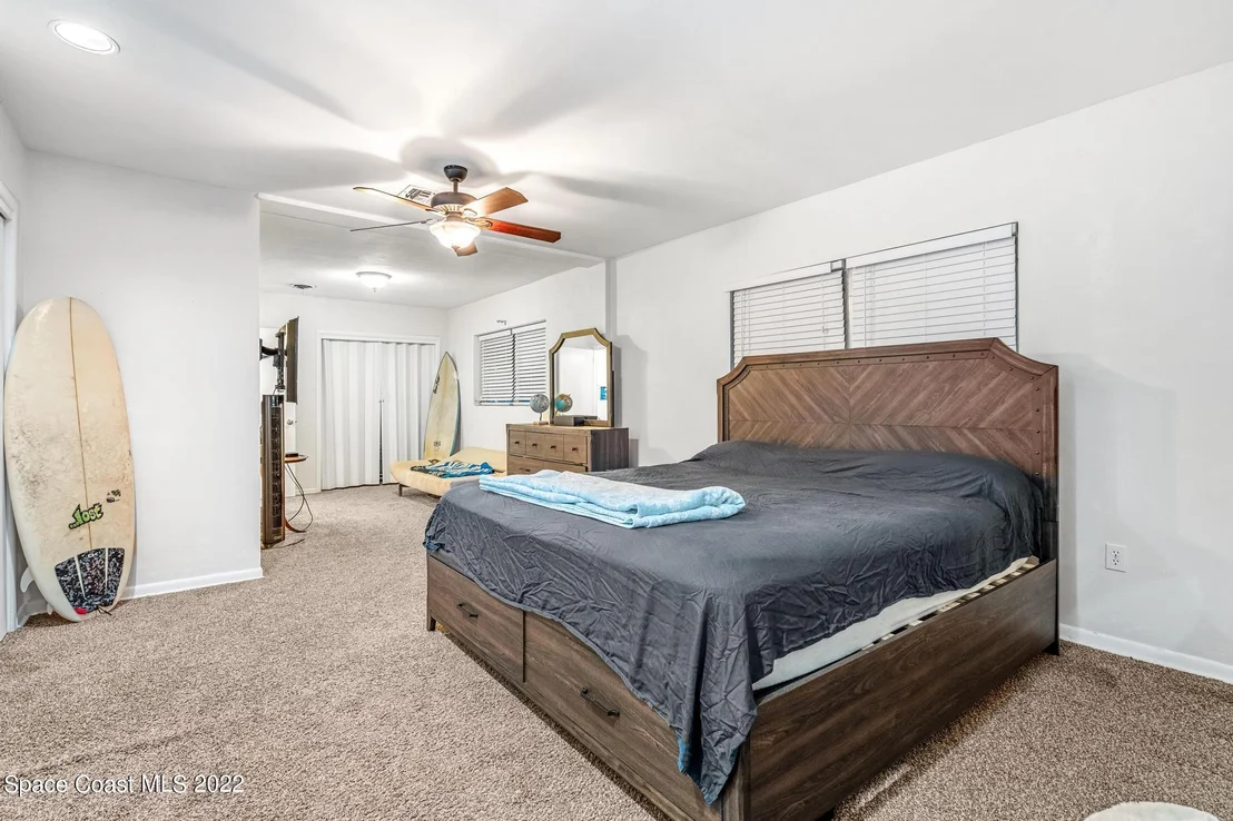 Photo of 405 Bunker Street