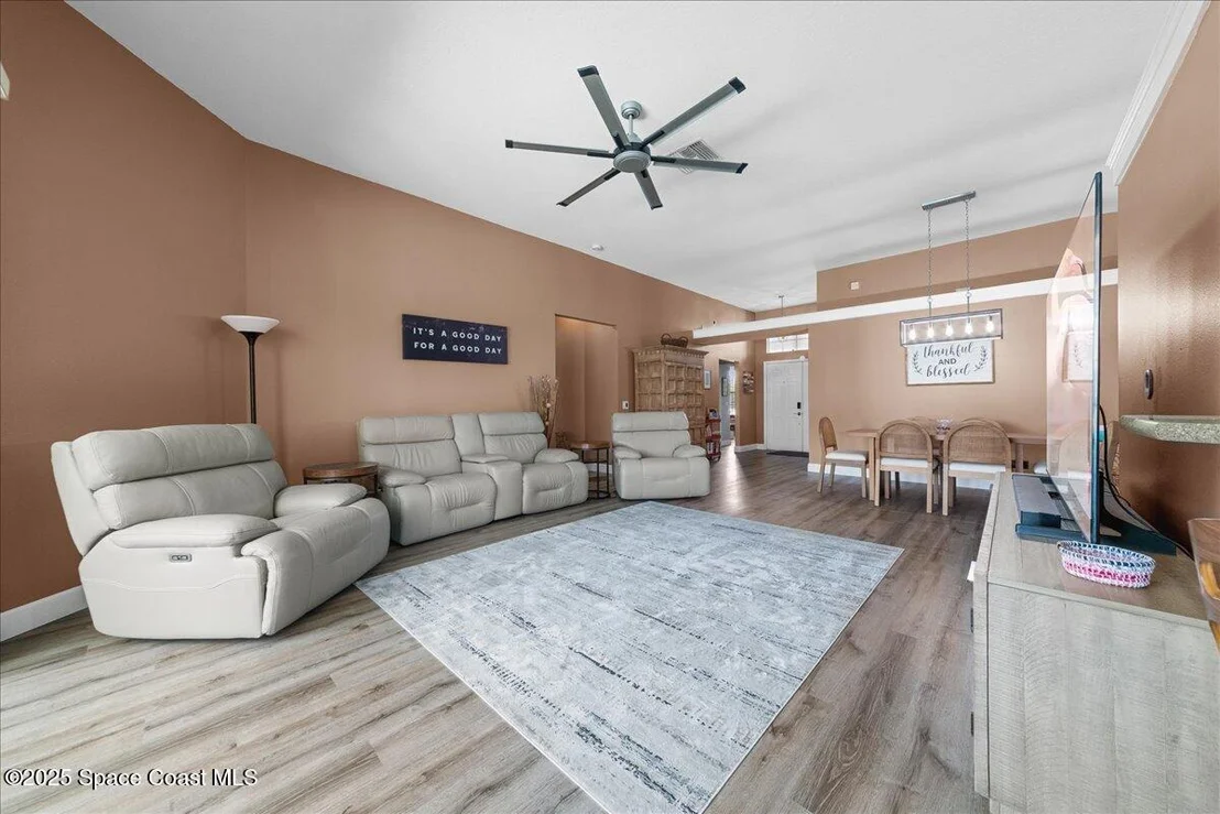 Photo of 623 Autumn Glen Drive