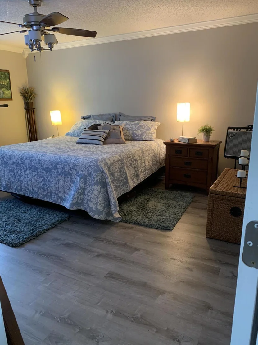 Photo of 2235 Hickory Drive