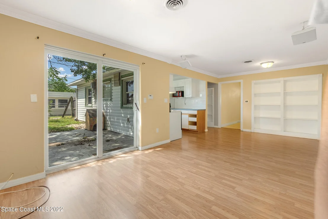 Photo of 4353 Sherwood Boulevard