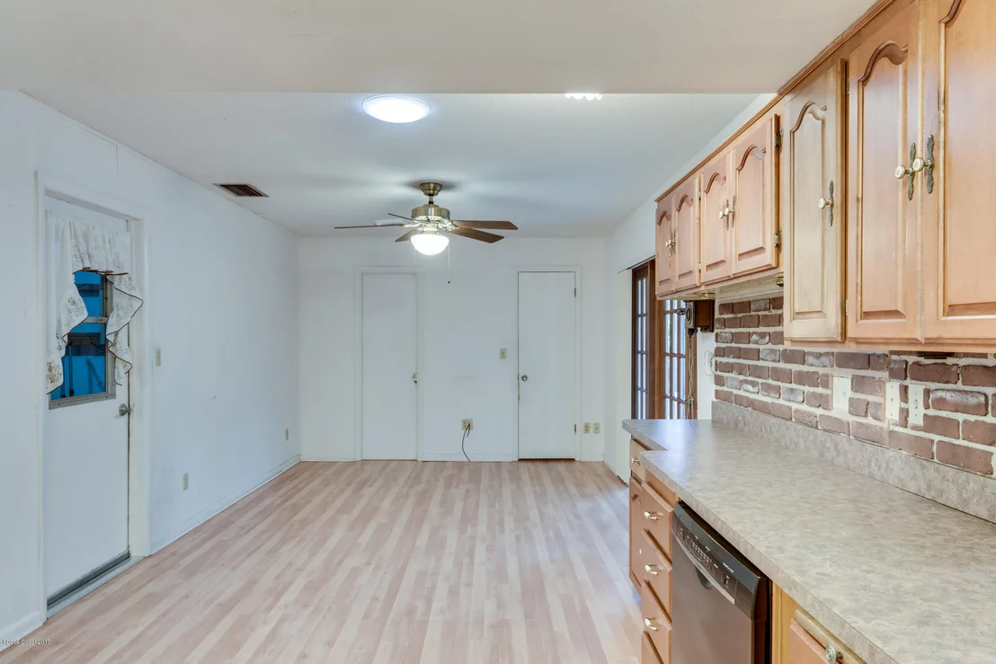 Photo of 385 Yuma Drive