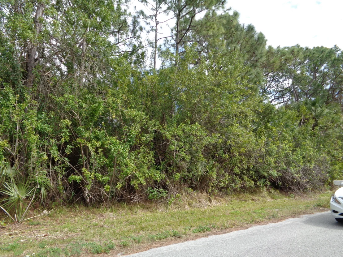 Photo of 1819 Red Bud Circle