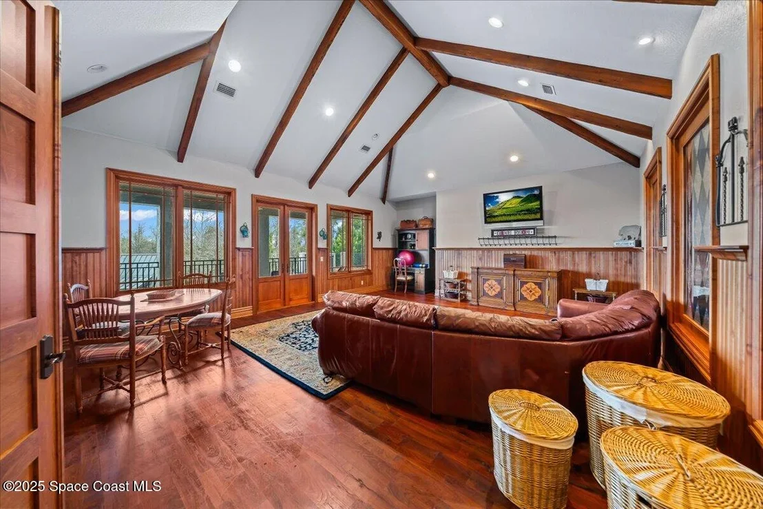Photo of 586 Wethersfield Place