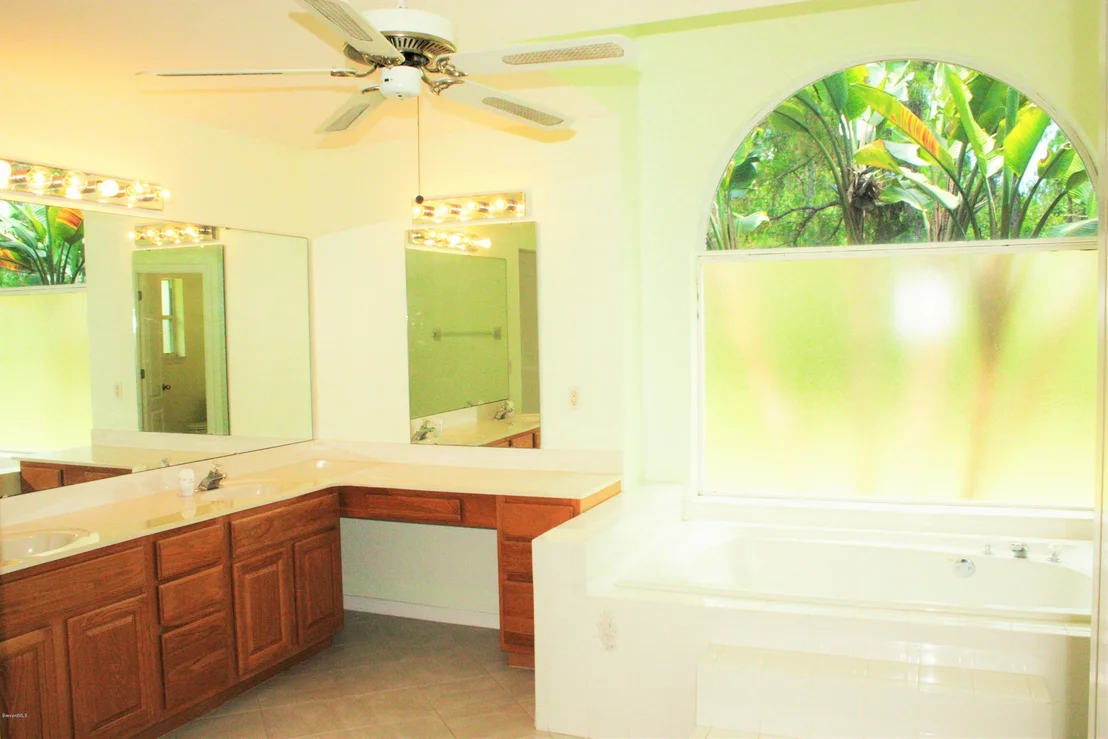 Photo of 2750 Grant Road