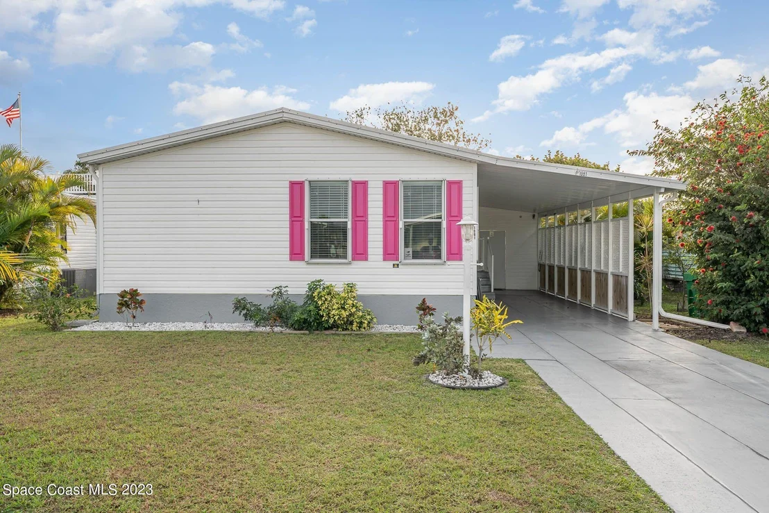 Photo of 1081 Barefoot Circle