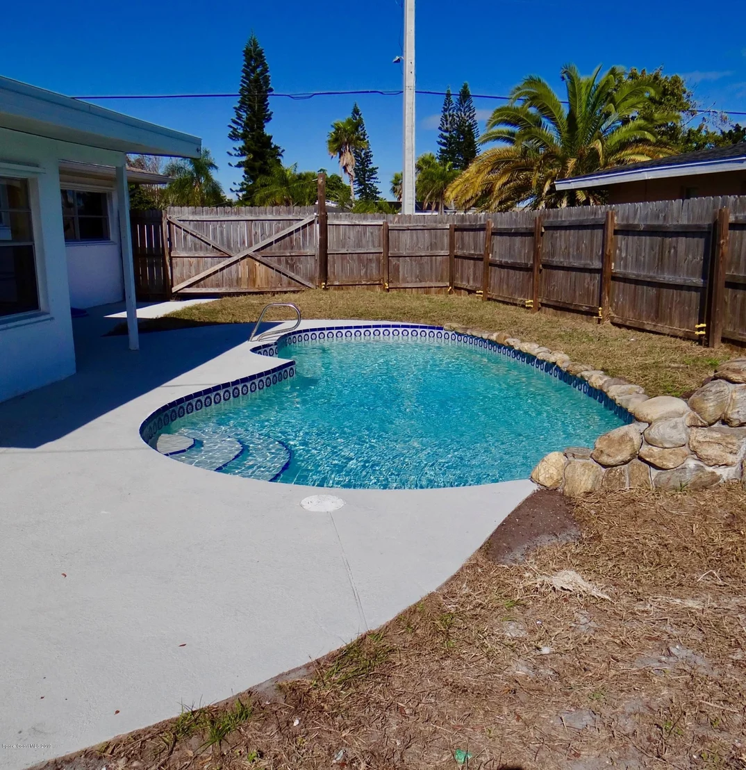 Photo of 799 Burman Lane NE