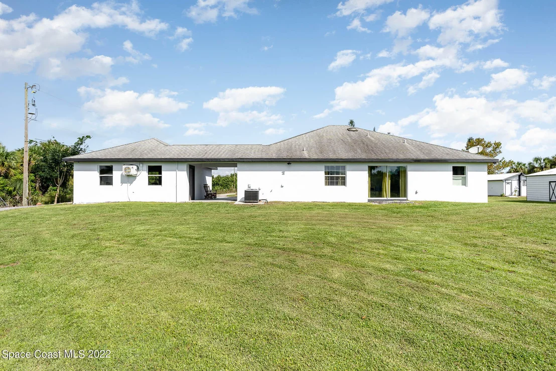 Photo of 3215 Lionel Road