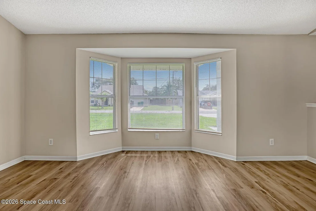 Photo of 6780 Bermuda Avenue