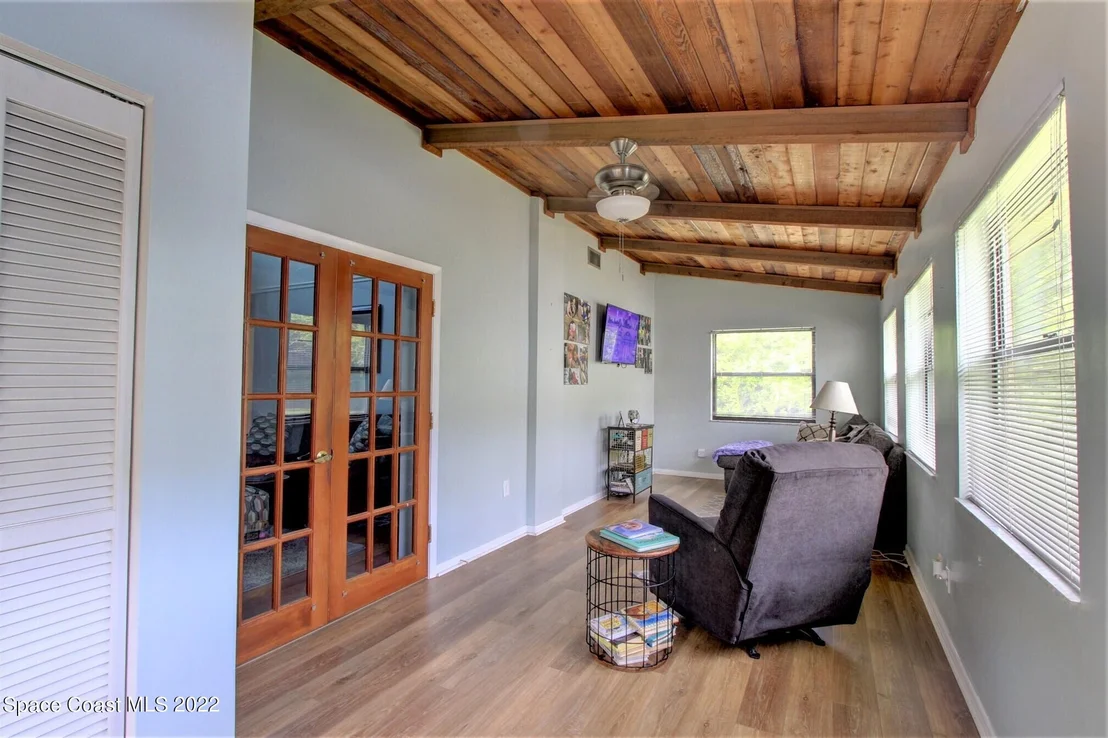 Photo of 130 Woodside Drive