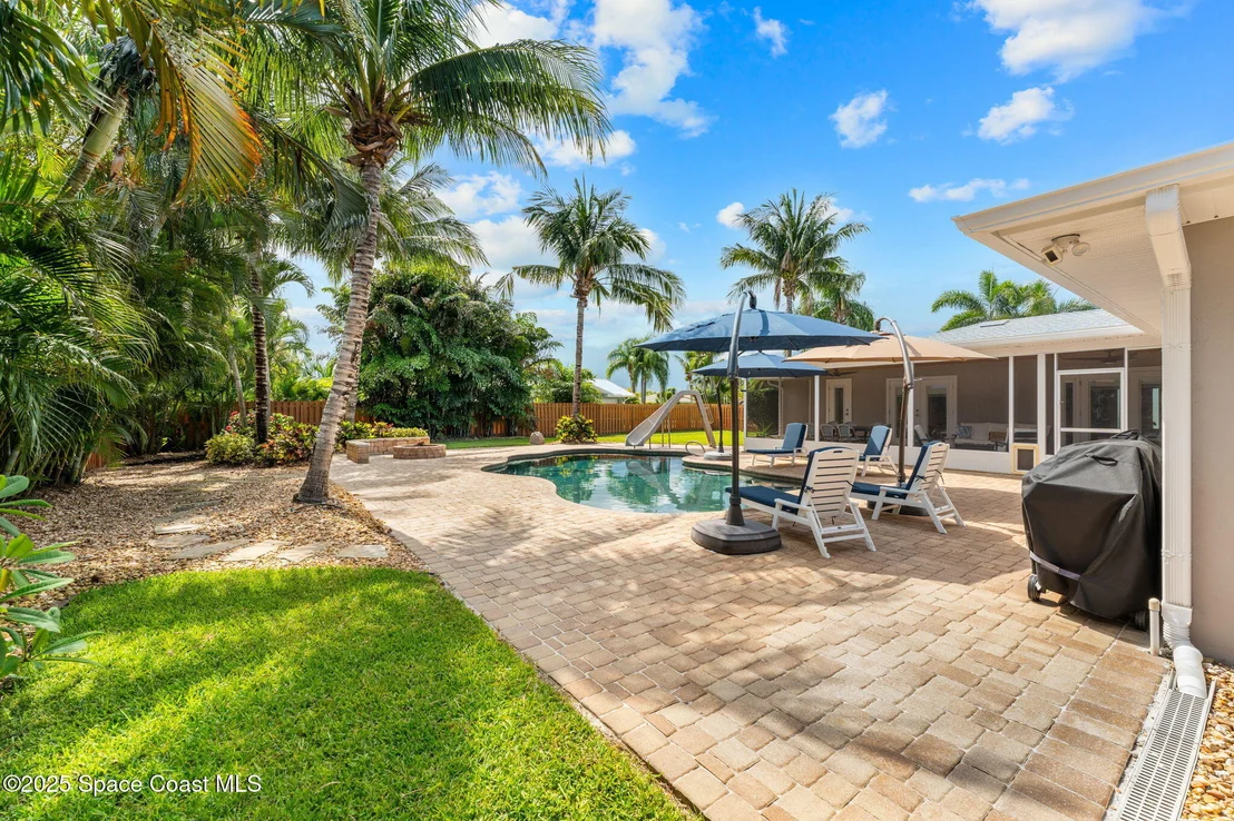 Photo of 565 Solitaire Palm Drive