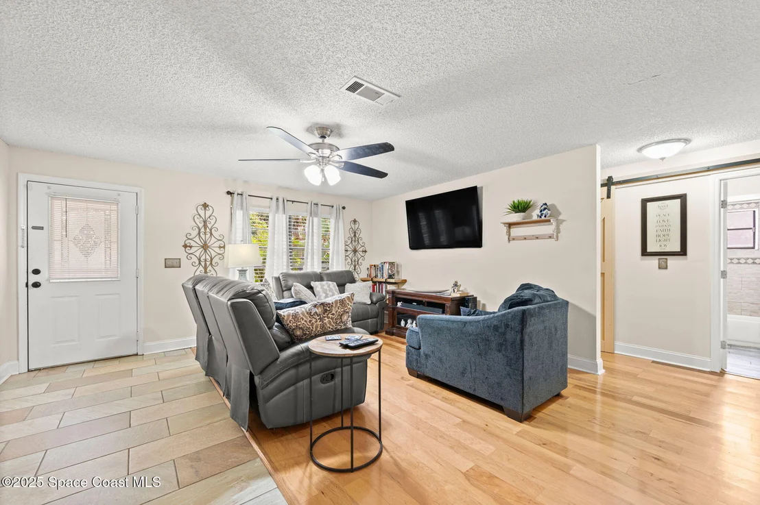 Photo of 6444 Pleasant Avenue