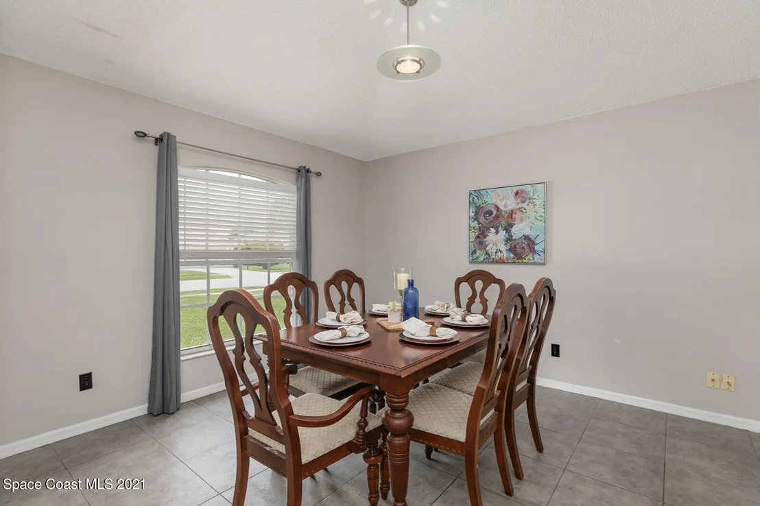 Photo of 1011 Sabal Grove Drive