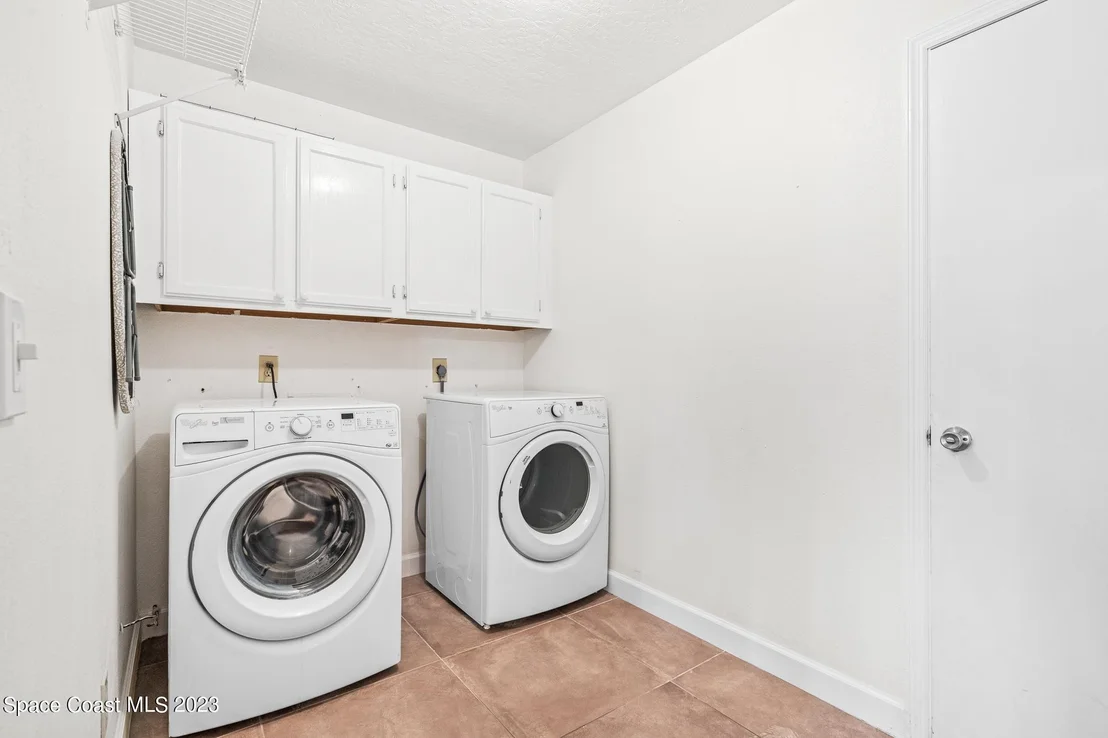 Photo of 442 Riverview Lane