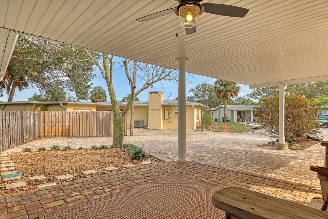 Photo of 592 Hillside Court