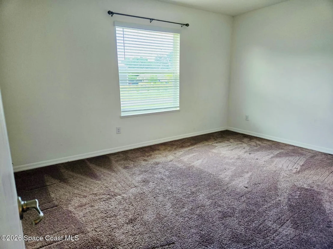 Photo of 8975 102nd Avenue