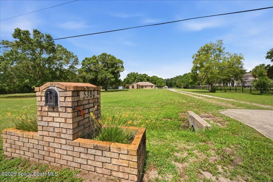 Photo of 5380 Florida Palm Avenue