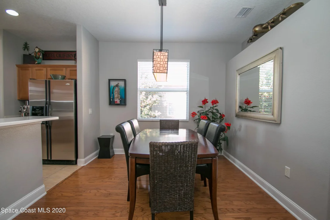 Photo of 1410 Bridgeport Circle