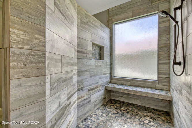 Photo of 1145 Tuckaway Drive