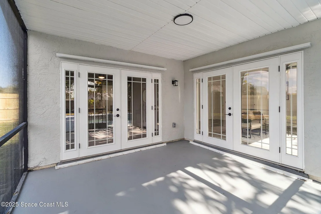 Photo of 1296 Dawn Street NE