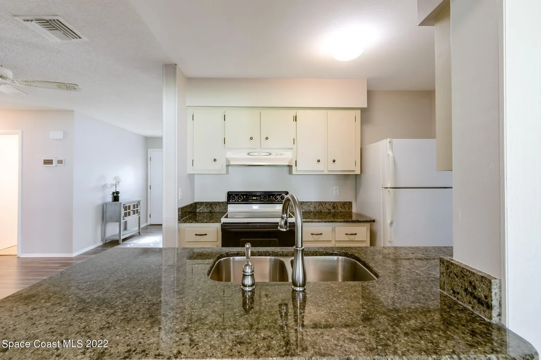 Photo of 764 Angle Street NE
