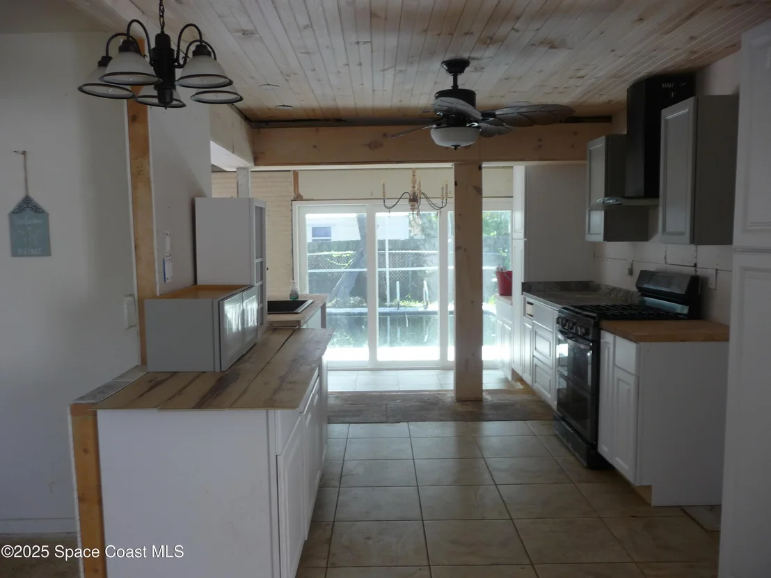 Photo of 428 Penguin Drive