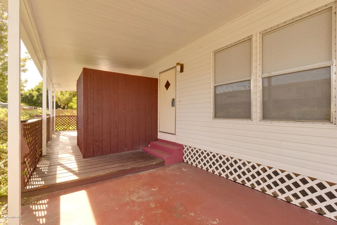 Photo of 2576 Haverhill Road NE